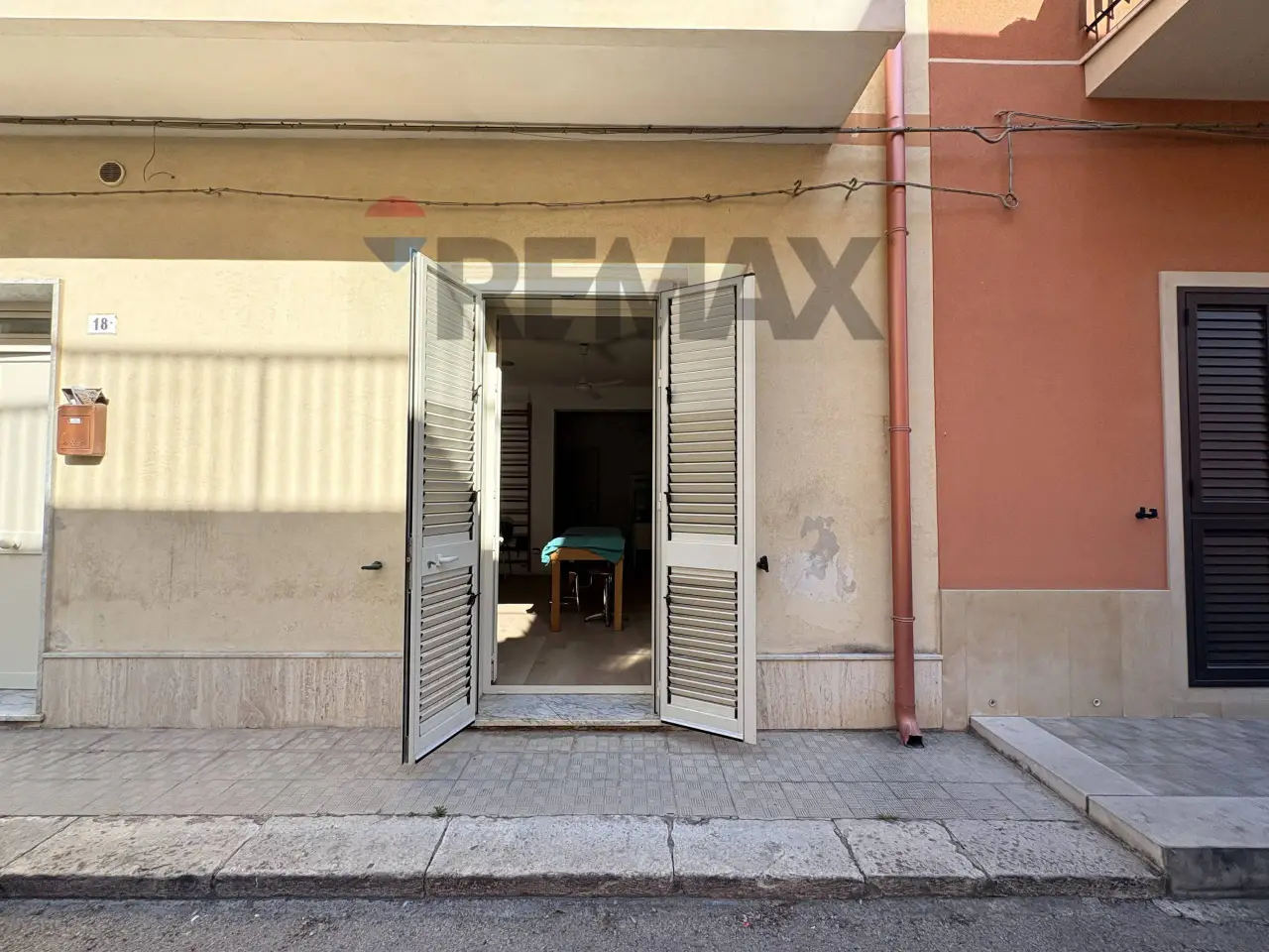 Negozio in Via Caravaggio 18, Comiso, {3} - Foto 2