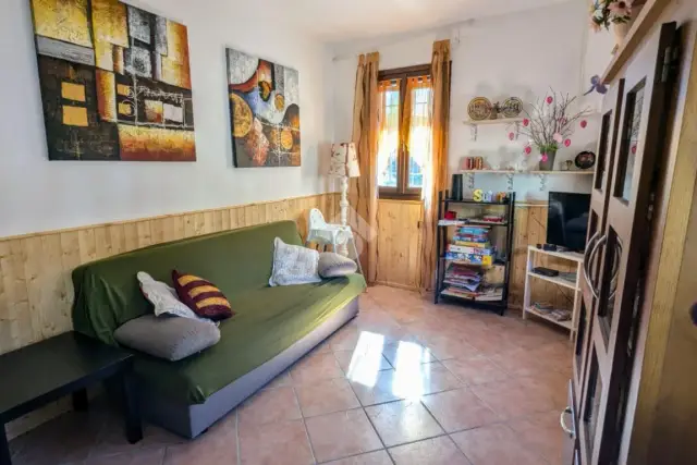 2-room flat in Via Pizzo, Costa Volpino - Photo 1