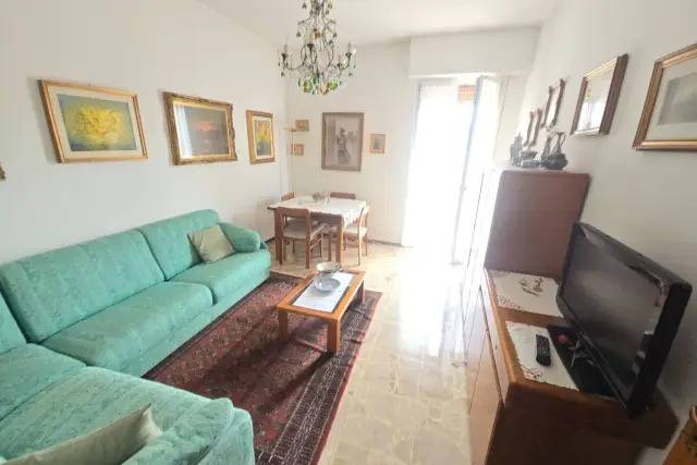 3-room flat in Via San Giovanni Bosco 25, Pavia - Photo 1