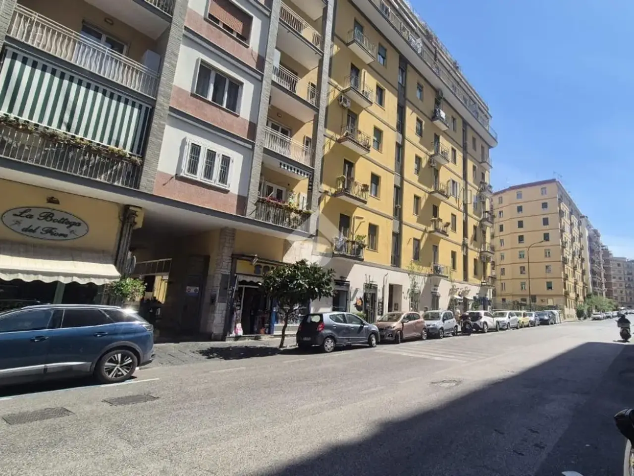 Negozio in Via Eduardo Suarez 4, Napoli, {3} - Foto 2