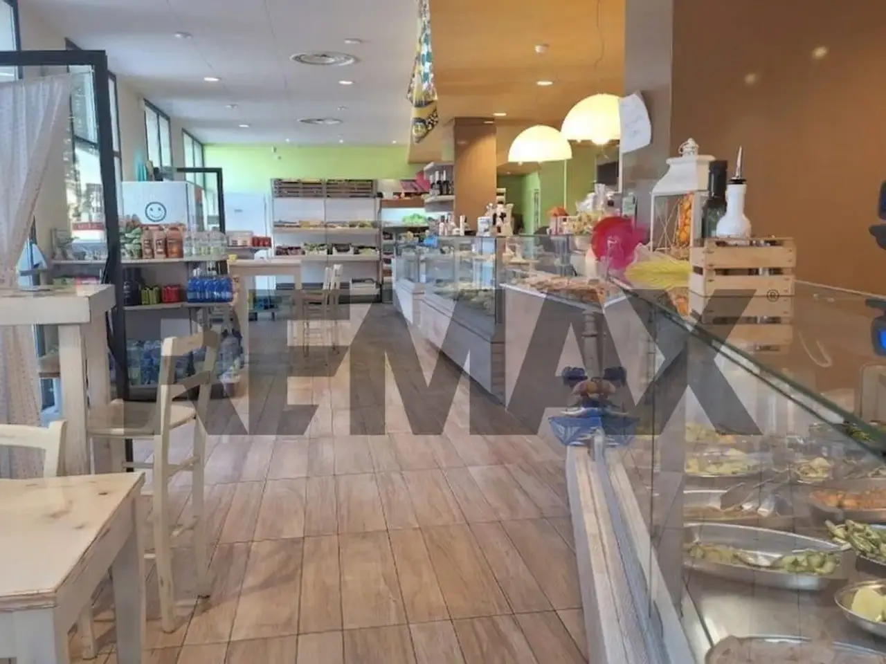 Negozio in Via Pietro Benvenuti 31, Arezzo, {3} - Foto 1
