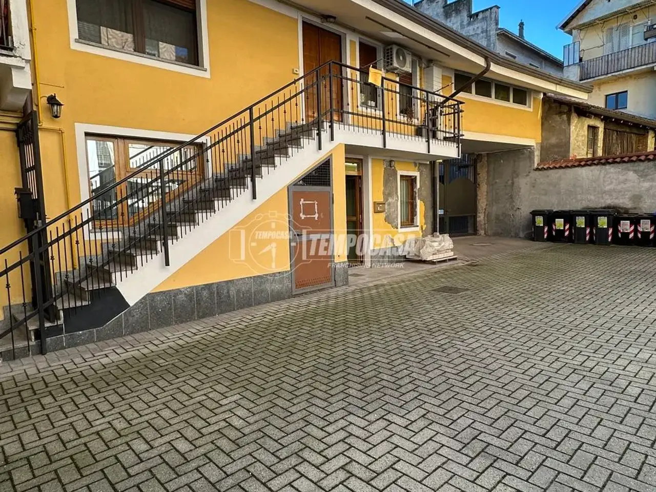 Negozio in Via Roma, Caselle Torinese, {3} - Foto 1