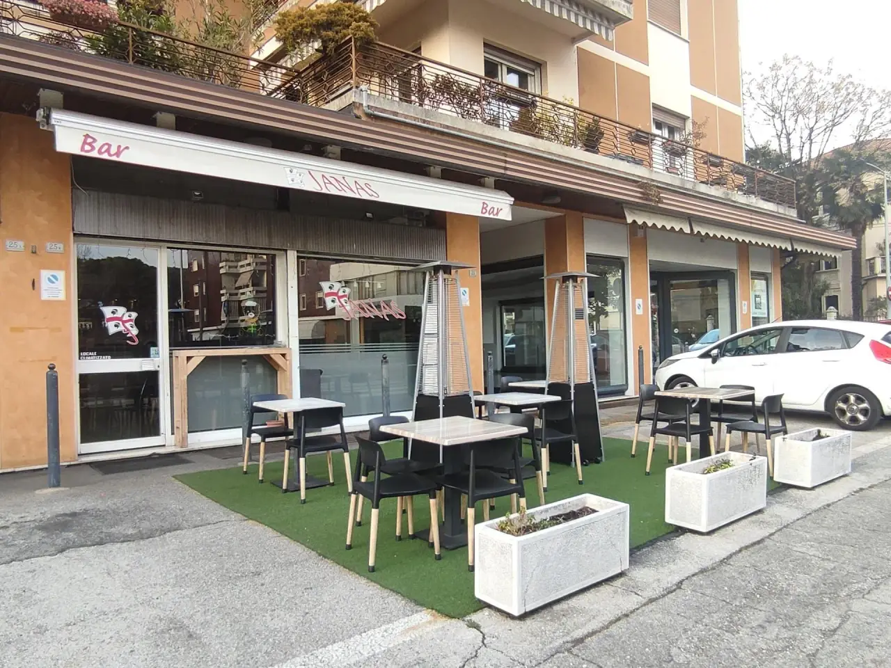 Locale commerciale in , Sacile, {3} - Foto 1