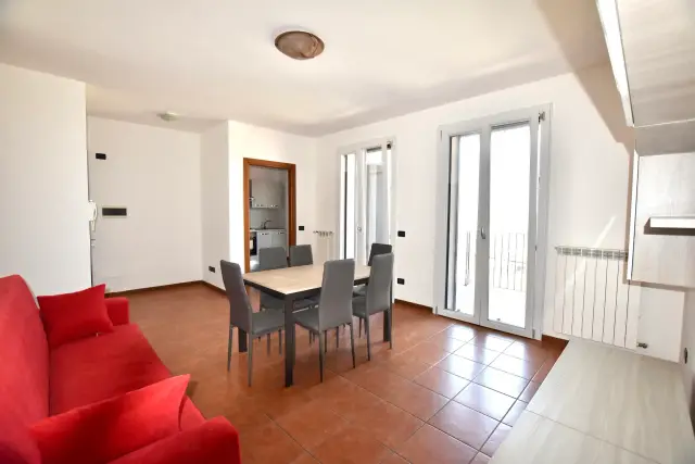 3-room flat in {3}, Viale Cavour 33/E - Photo 1