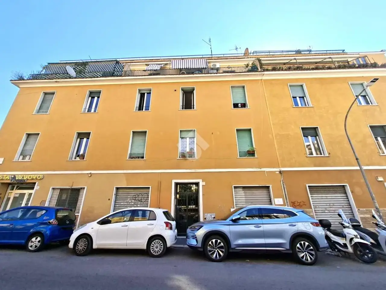 Negozio in Via Maria Lorenza Longo 11, Roma, {3} - Foto 1