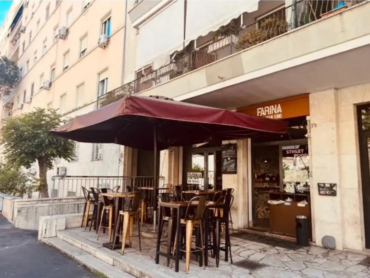 Pizzeria in Via Massaciuccoli, Roma, {3} - Foto 2
