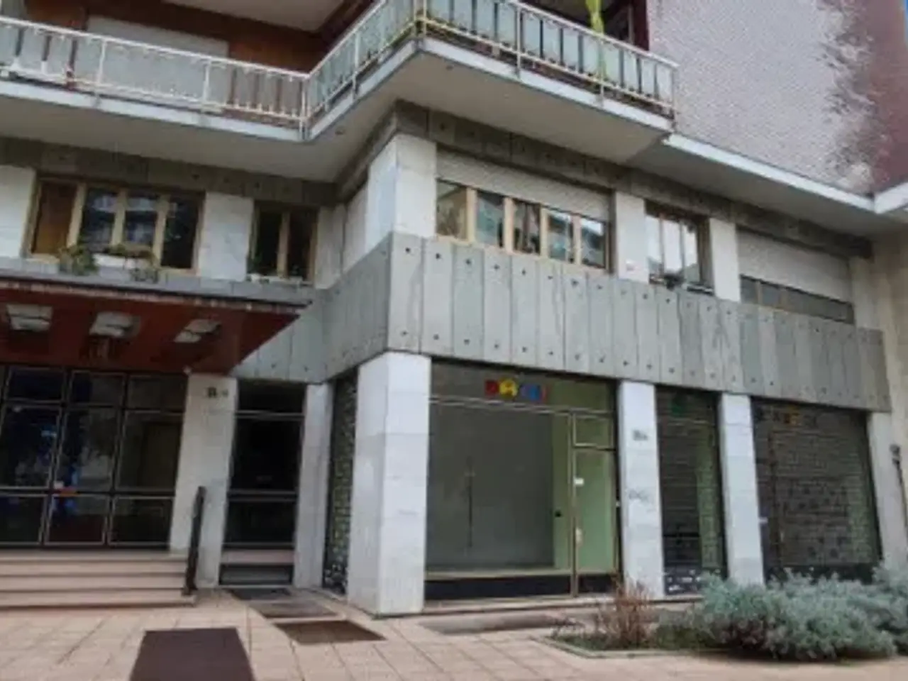 Negozio in Via Onorato Vigliani 15, Torino, {3} - Foto 1