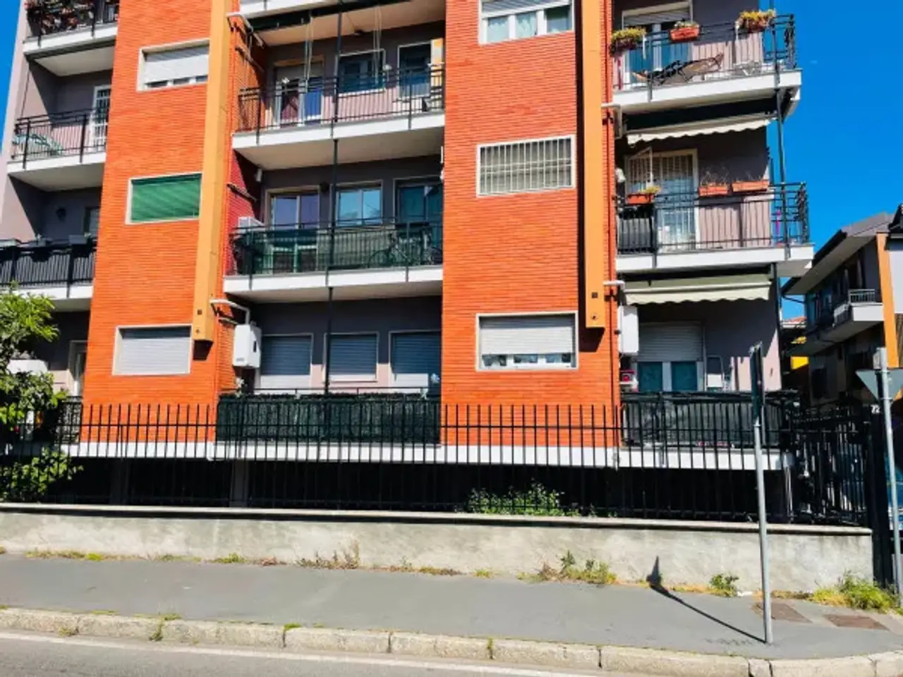 Magazzino in Via Privata Gabriele d'Annunzio 1, Cinisello Balsamo, {3} - Foto 1