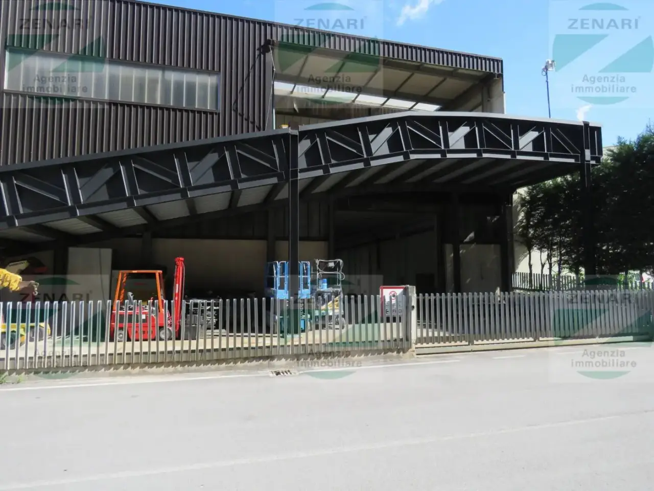 Capannone in  Mezzolombardo, Mezzolombardo, {3} - Foto 2