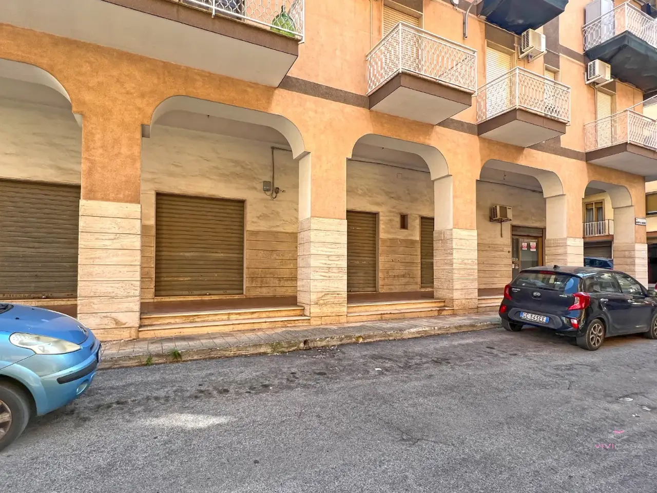 Locale commerciale in Via Giuseppe di Vittorio, Putignano, Putignano, {3} - Foto 2