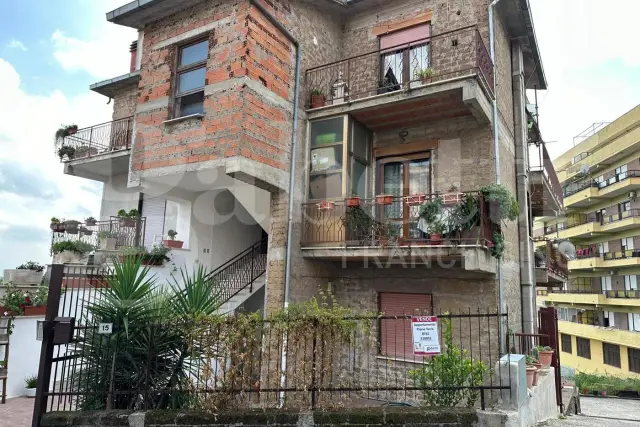 Appartamento in Via Manzoni 8, Rignano Flaminio - Foto 1