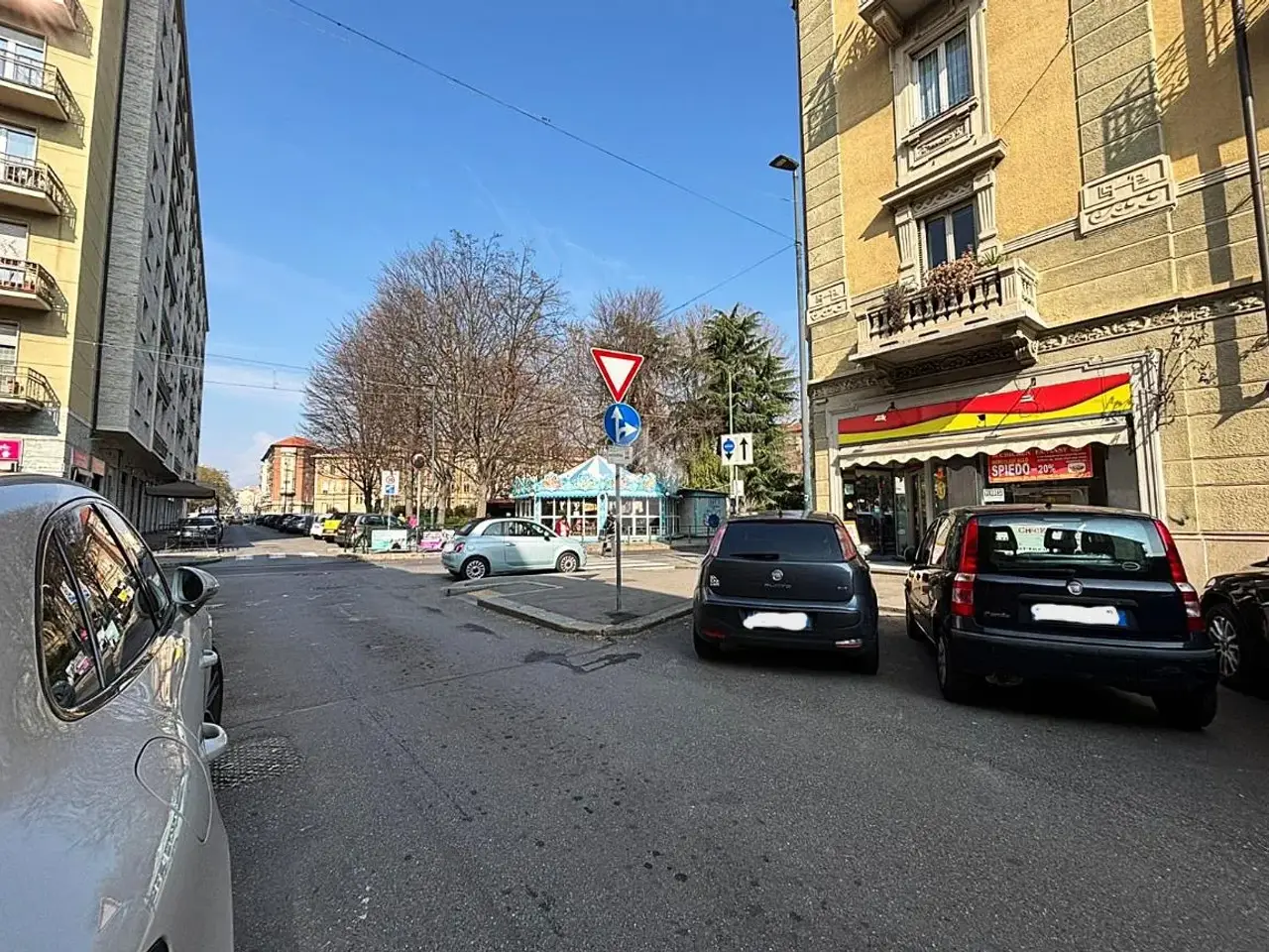 Negozio in Via Bibiana 14, Torino, {3} - Foto 2