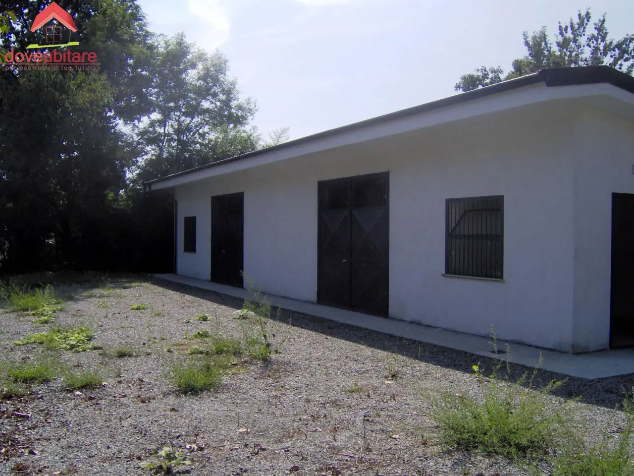 Palazzina commerciale in Via Mazzini 30, Pinerolo, {3} - Foto 2