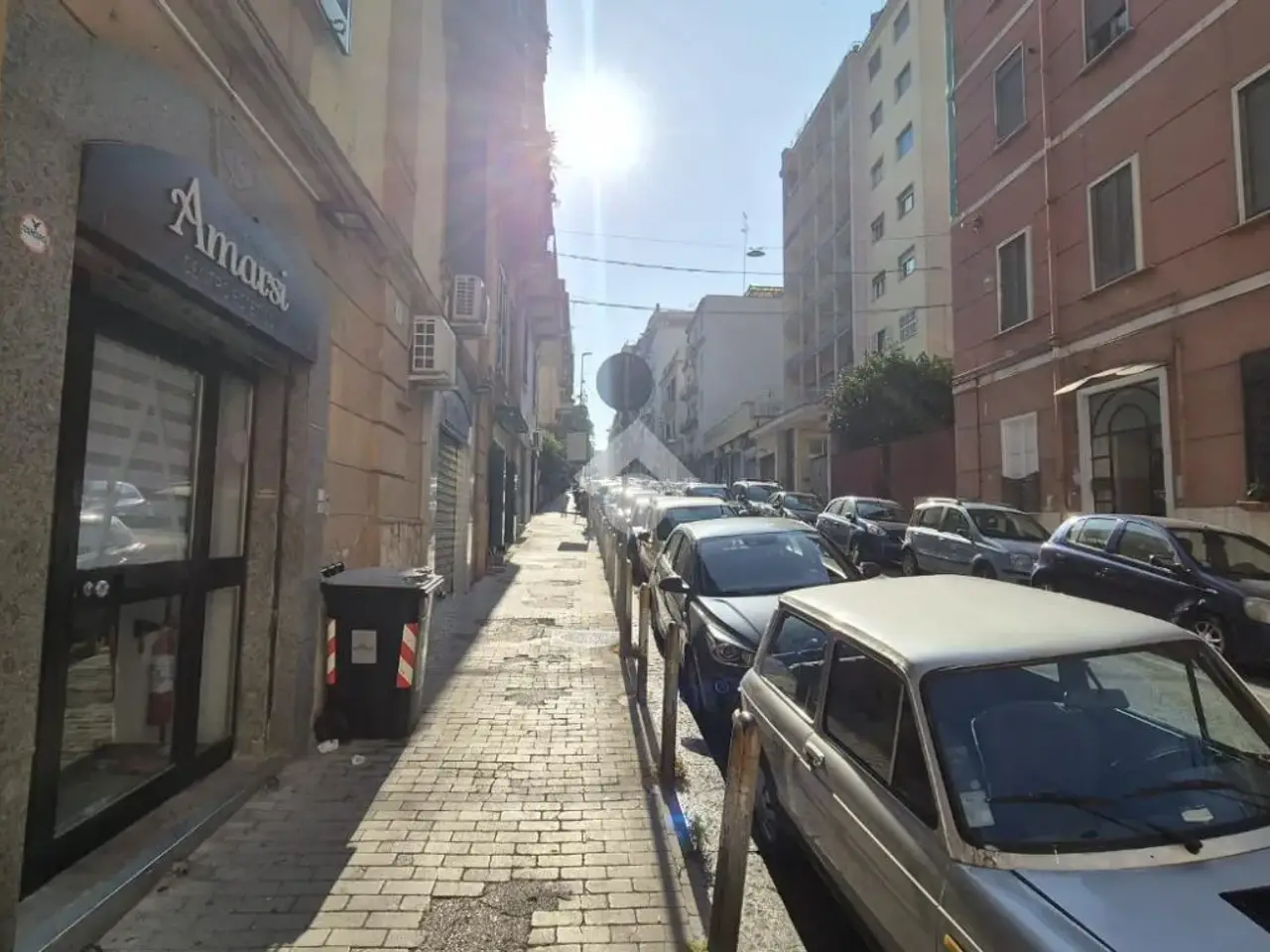 Negozio in Via Antonio Pitloo 1, Napoli, {3} - Foto 1