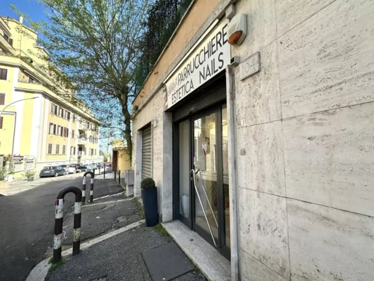 Negozio in Via Ruggero Fauro 102, Roma, {3} - Foto 2