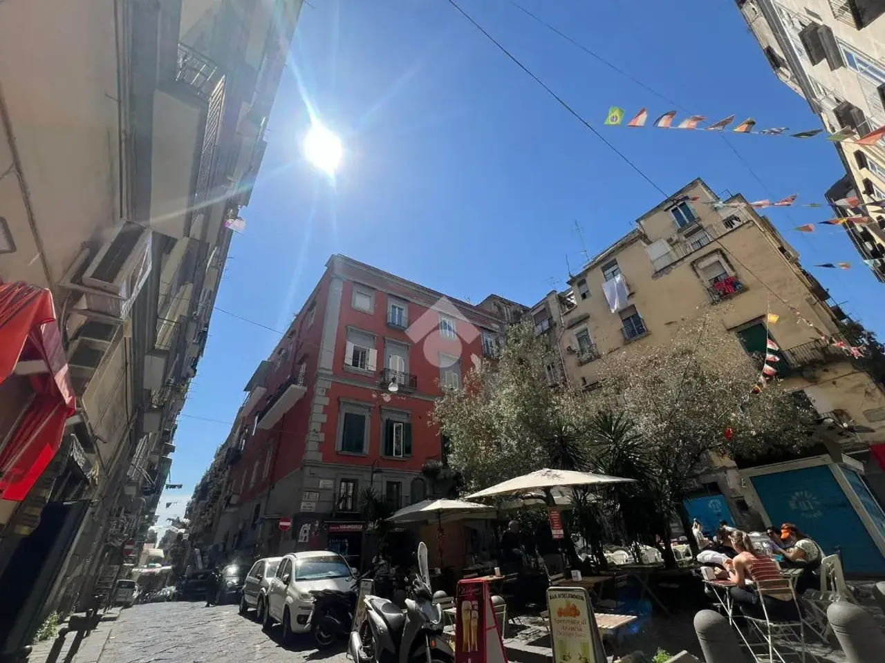 Negozio in Via delle Zite 46, Napoli, {3} - Foto 1