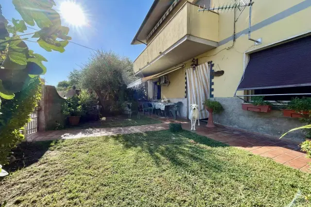 Appartamento in Via Pacconi, 121, 55016 Porcari Lu, Porcari - Foto 1