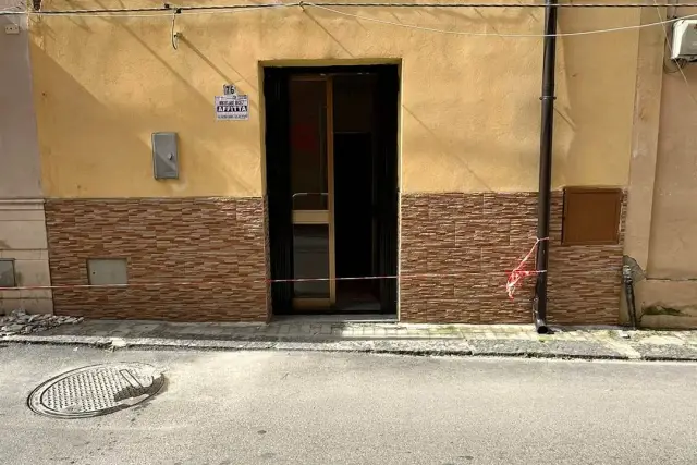 insertion image