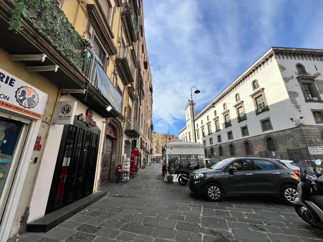 Negozio in Via Concezio Muzy 122, Napoli, {3} - Foto 2