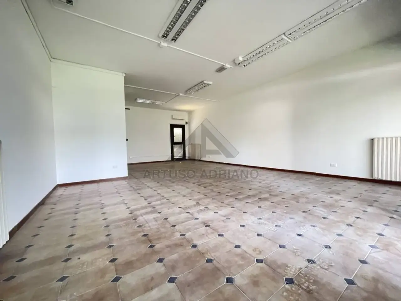 Negozio in , Loria, {3} - Foto 2