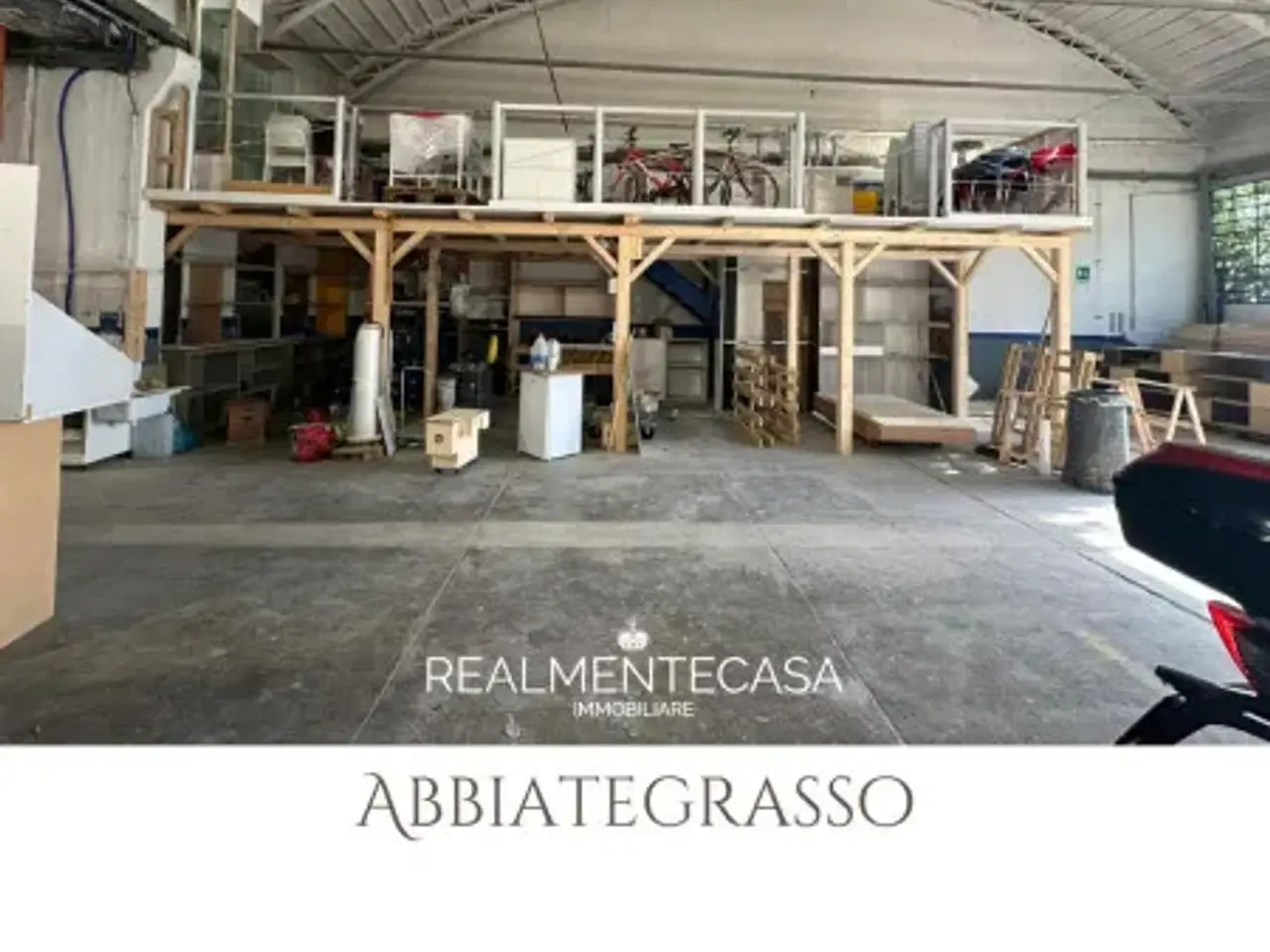 Capannone in Via Carlo Maria Maggi, Abbiategrasso, {3} - Foto 2
