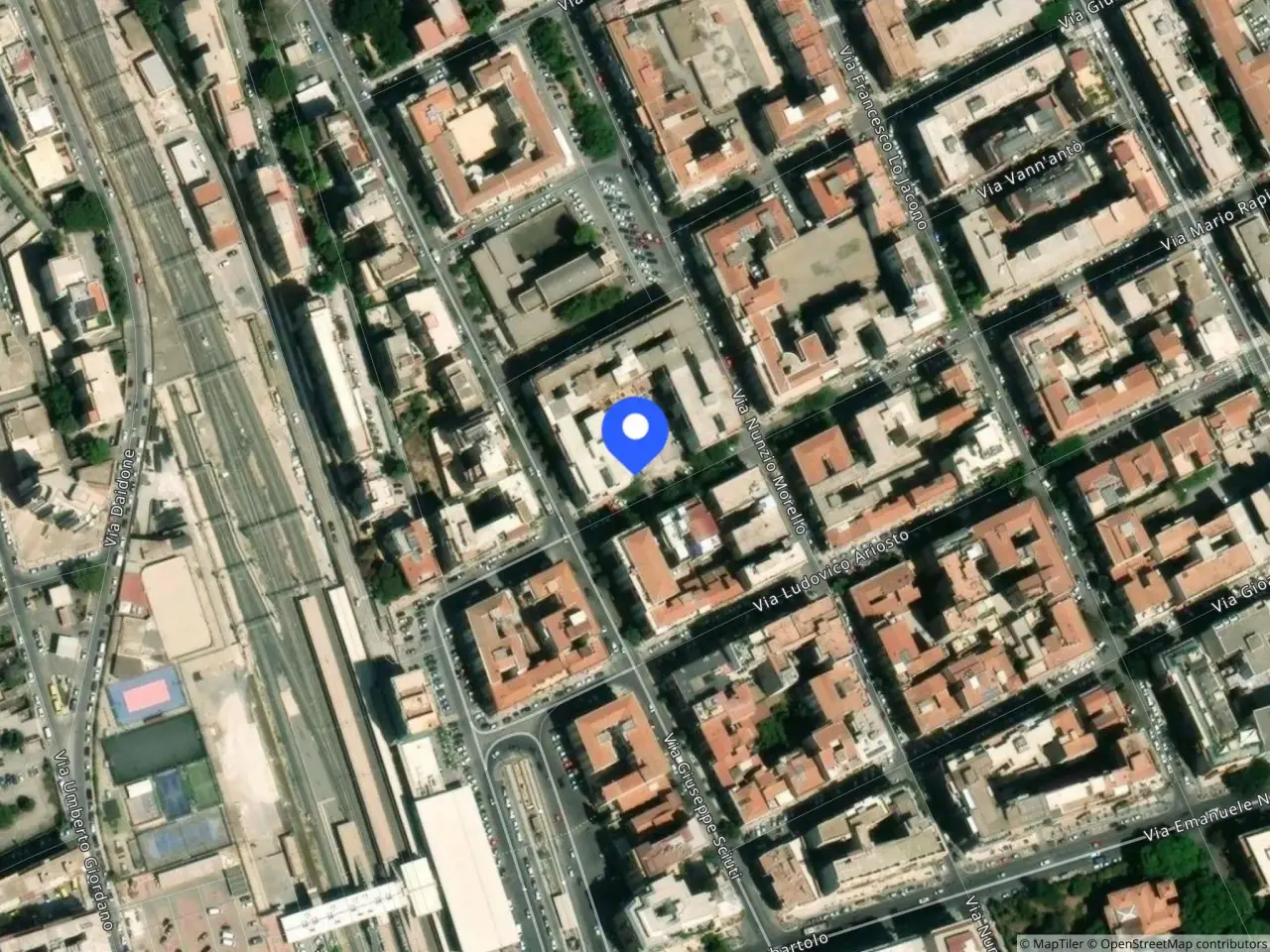 Magazzino in Largo Giuseppe Salvatore Vaiana 7 7, Palermo, {3} - Foto 1