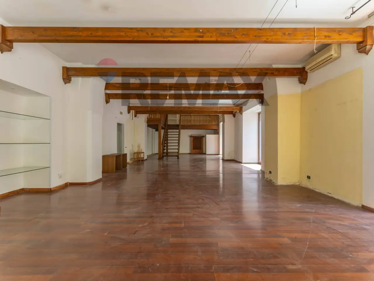 Negozio in Via Faenza 14, Triggiano, {3} - Foto 2
