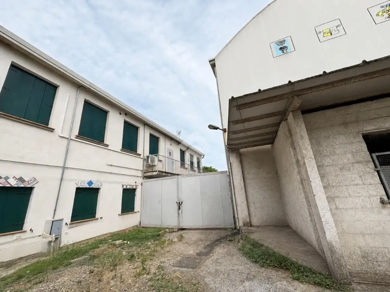Capannone in Via Elettricità 36, Venezia, {3} - Foto 1