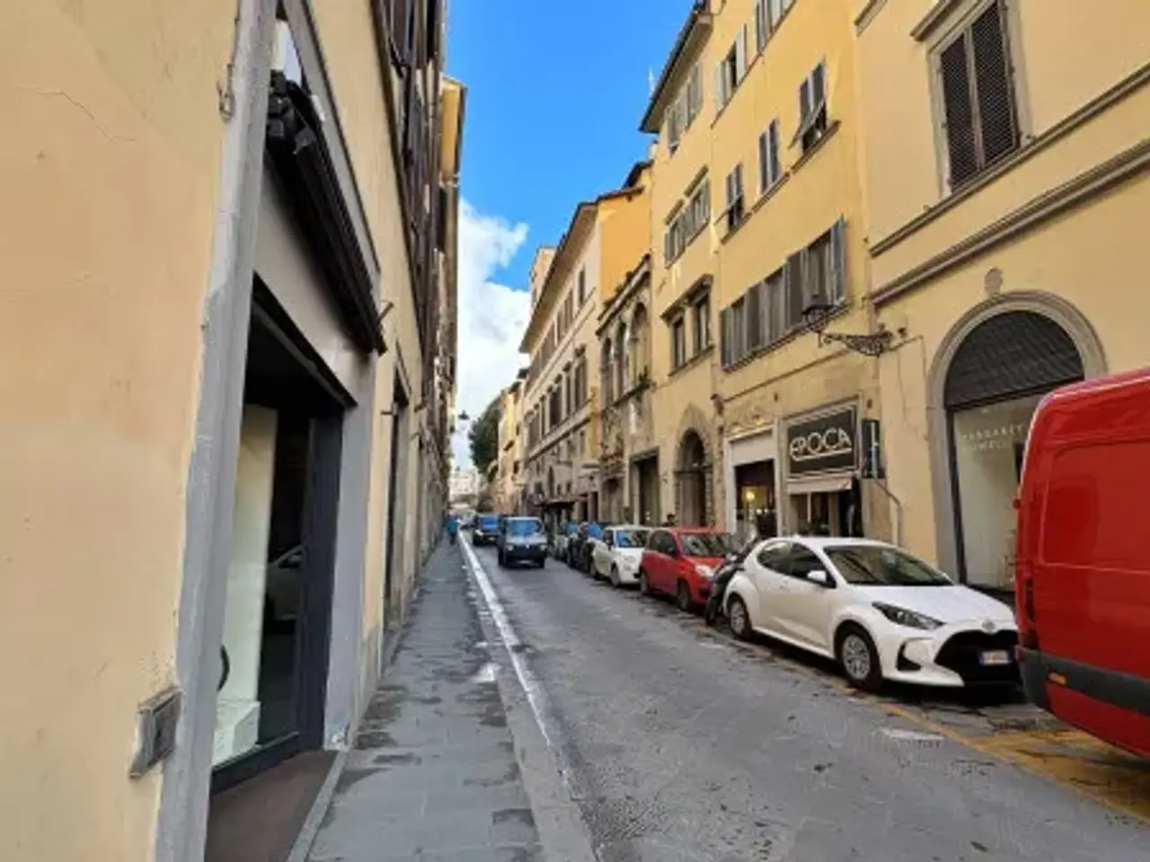 Abbigliamento in Via della Vigna Nuova 16, Firenze, {3} - Foto 1
