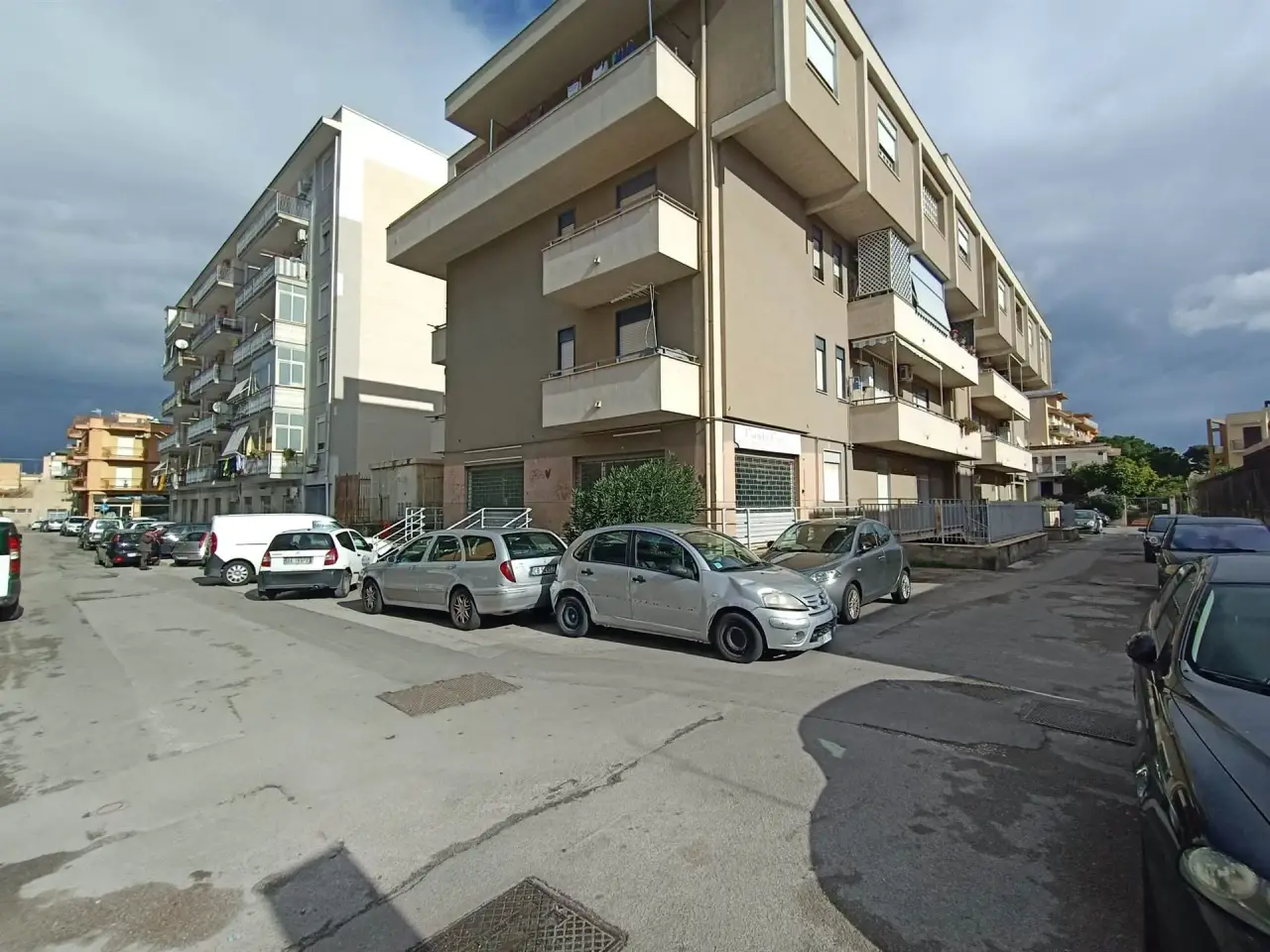 Negozio in Via Guglielmo Pepe, Bagheria, {3} - Foto 1