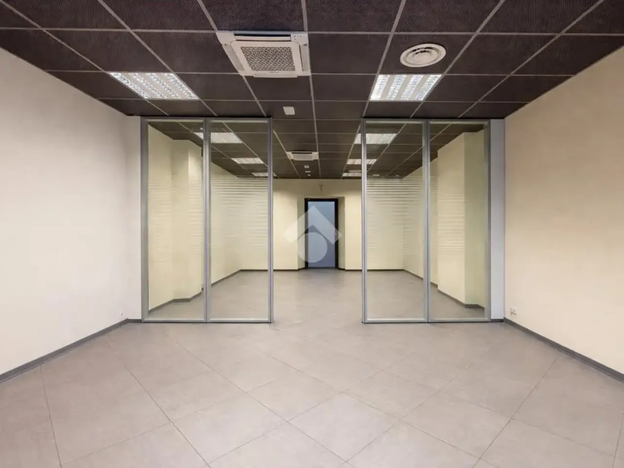 Ufficio in Piazza Francesco Domenico Guerrazzi 4, Pisa, {3} - Foto 1