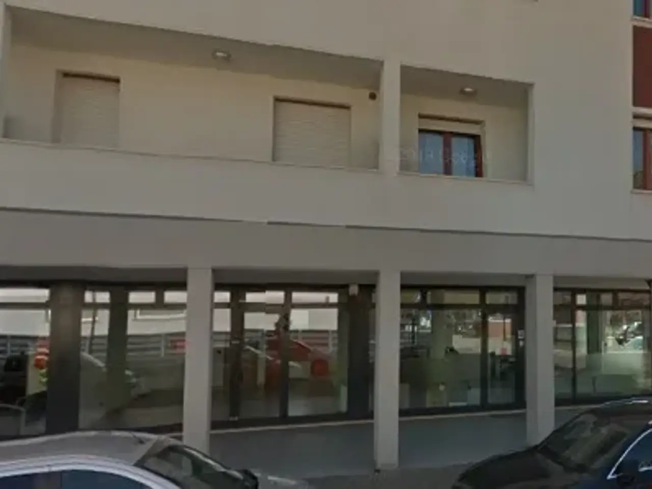 Negozio in Via La Pira 6, Selvazzano Dentro, {3} - Foto 2