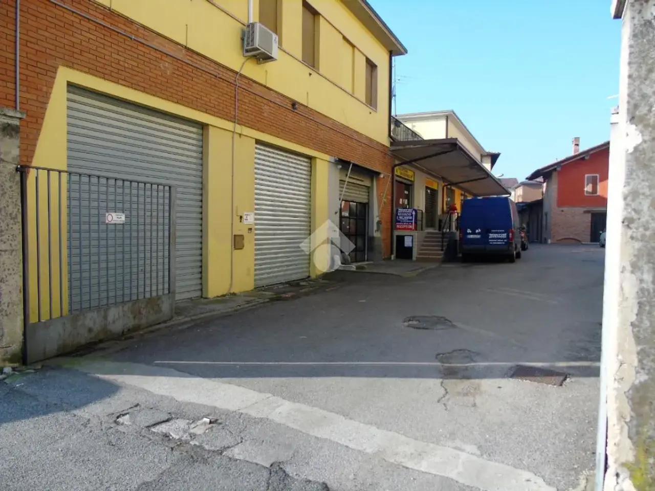 Negozio in Via Zanardelli 16, Bagnolo Mella, {3} - Foto 1