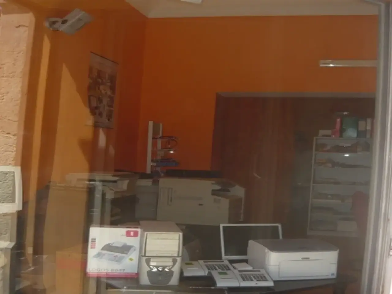 Locale commerciale in Via Piave, Siracusa, Siracusa, {3} - Foto 2