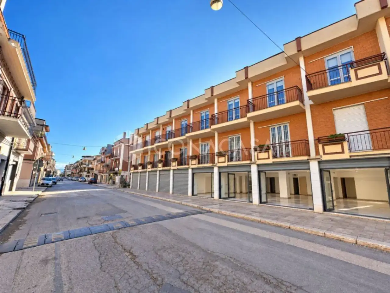 Magazzino in Via P. Nenni 118, San Severo, {3} - Foto 1