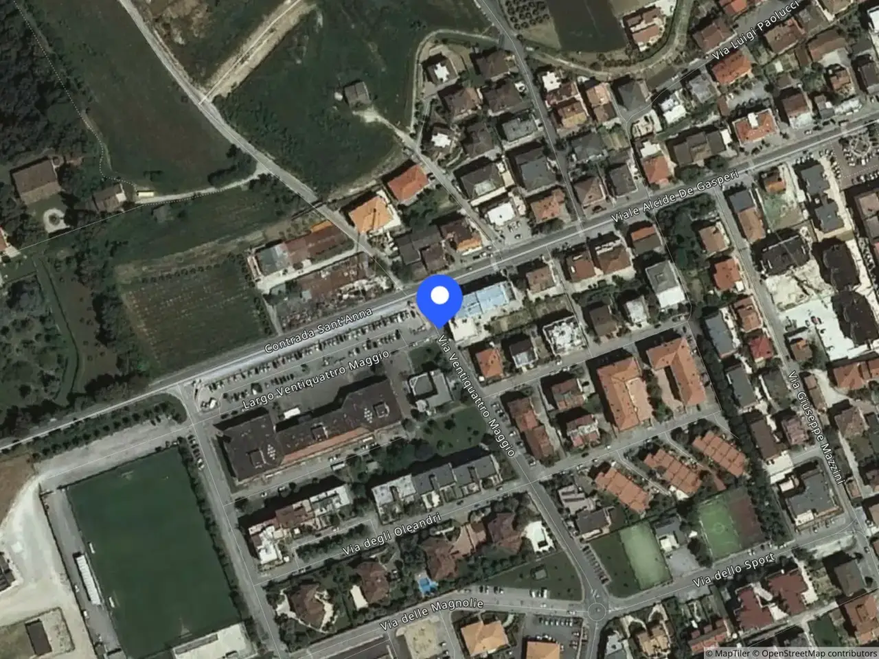 Magazzino in Frazione Centobuchi, Largo Ventiquattro Maggio Snc, Monteprandone, {3} - Foto 1