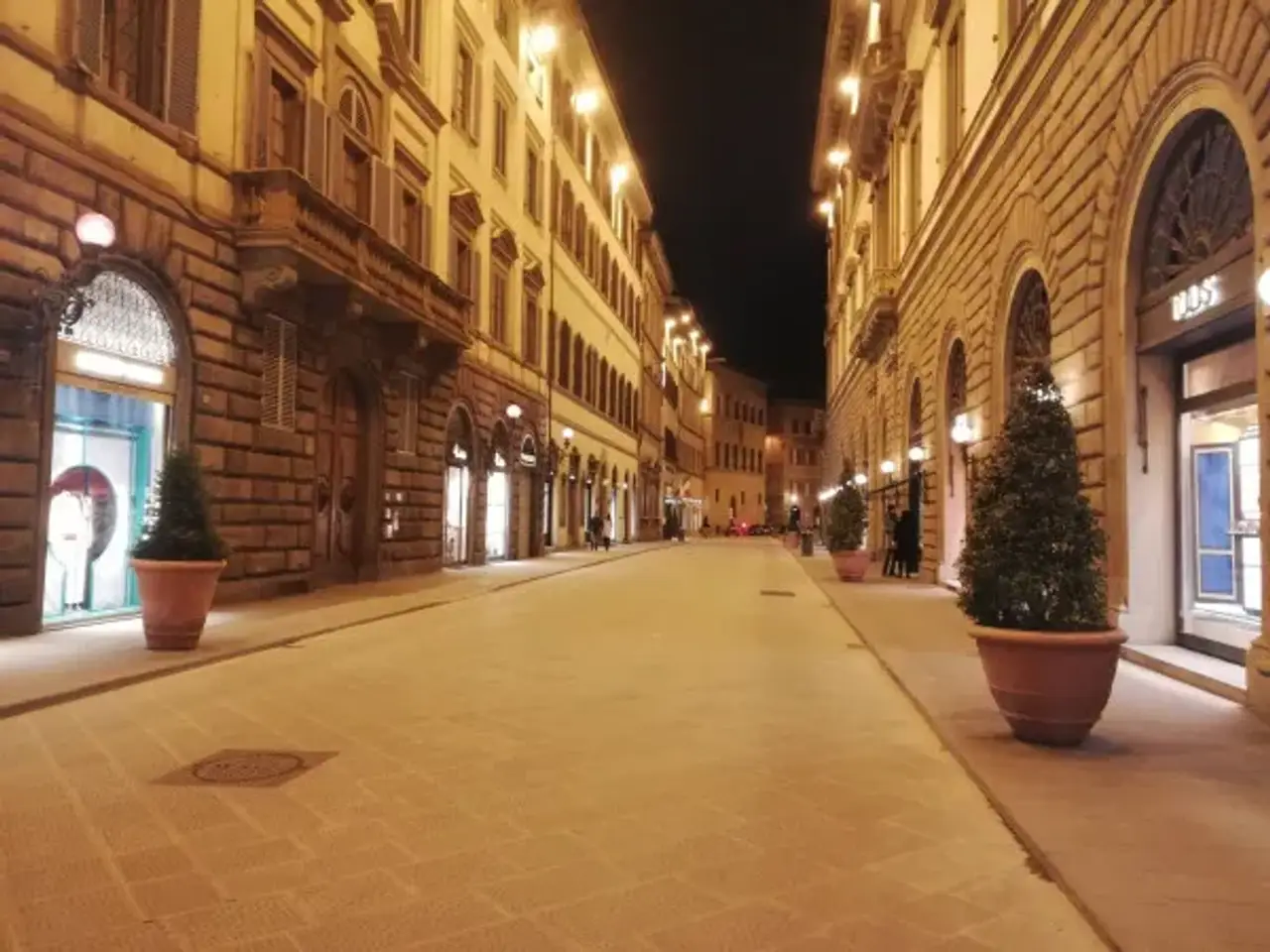 Negozio in Via dei Tornabuoni 1, Firenze, {3} - Foto 1