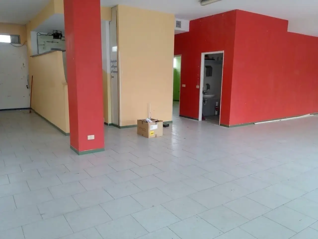Negozio in , Massa, {3} - Foto 1