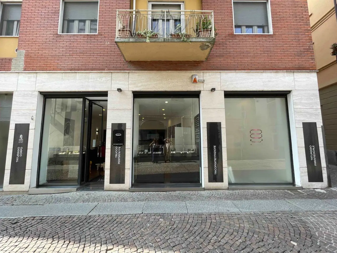 Negozio in Via Balbo, Casale Monferrato, {3} - Foto 1