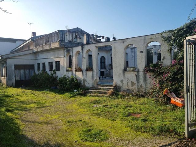 Villa in Via Ascoli, Foggia - Foto 1