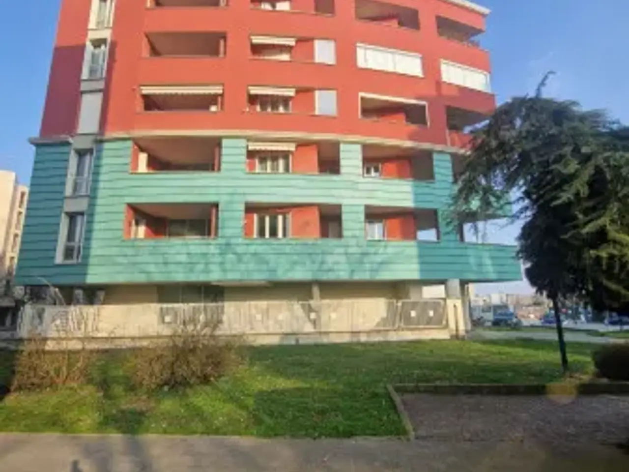Ufficio in Via Gaudenzio Ferrari 18, Saronno, {3} - Foto 2