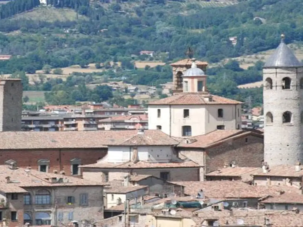 Locale commerciale in , Citta' di Castello, Citta' Di Castello, {3} - Foto 1
