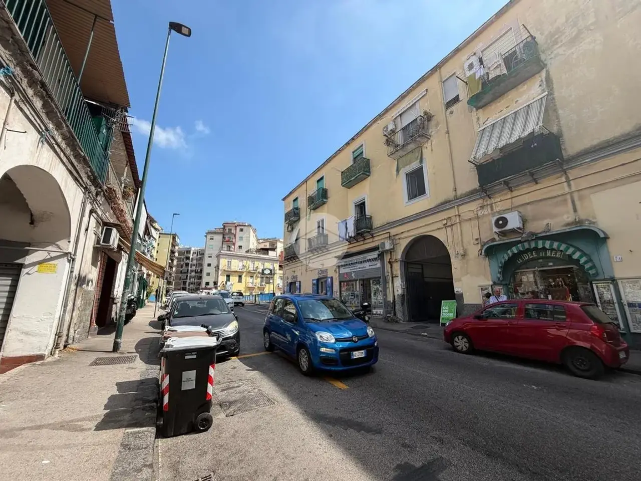 Negozio in Via Pigna 213, Napoli, {3} - Foto 2