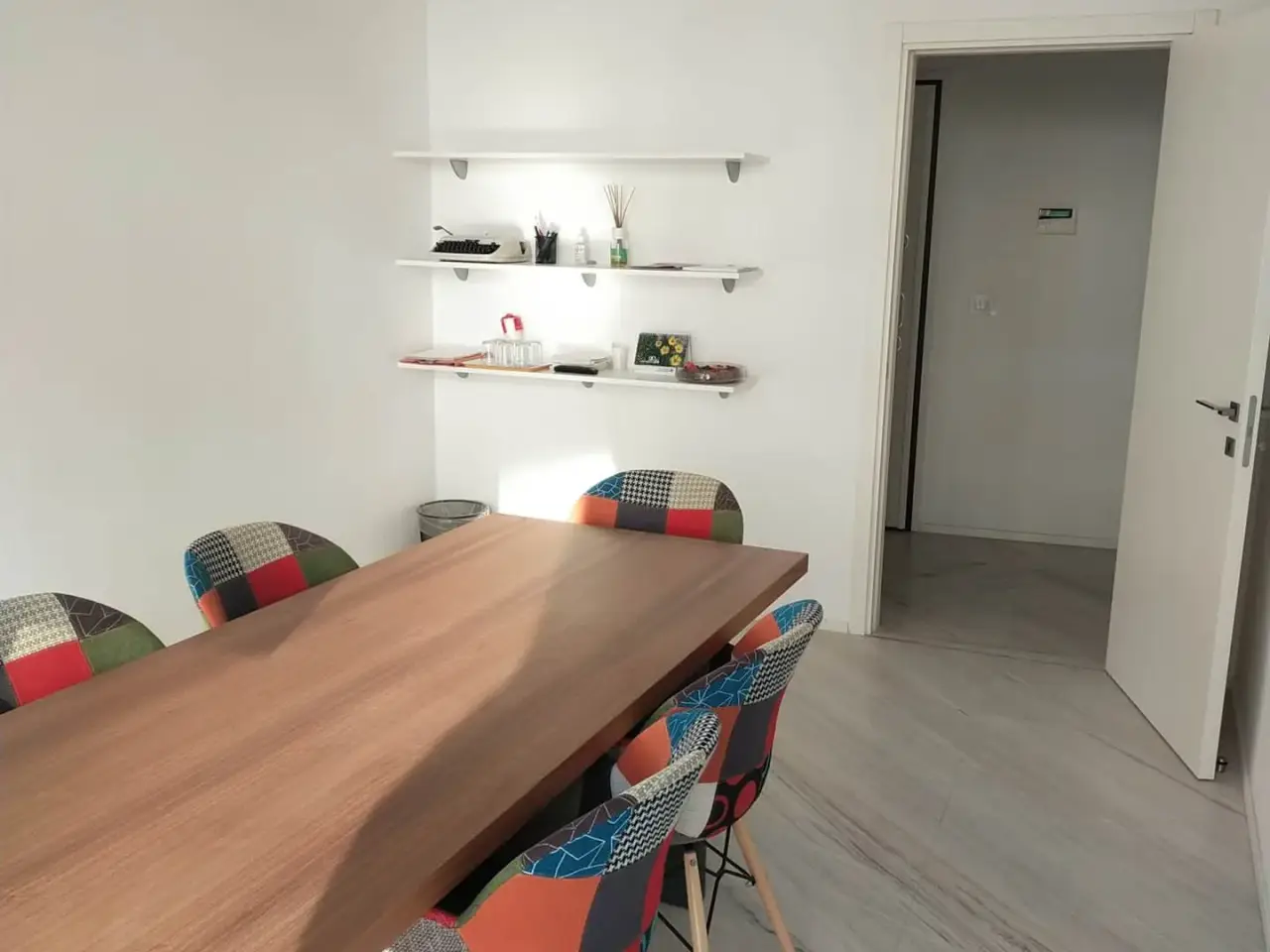Ufficio in Corso Europa, Milano, {3} - Foto 1