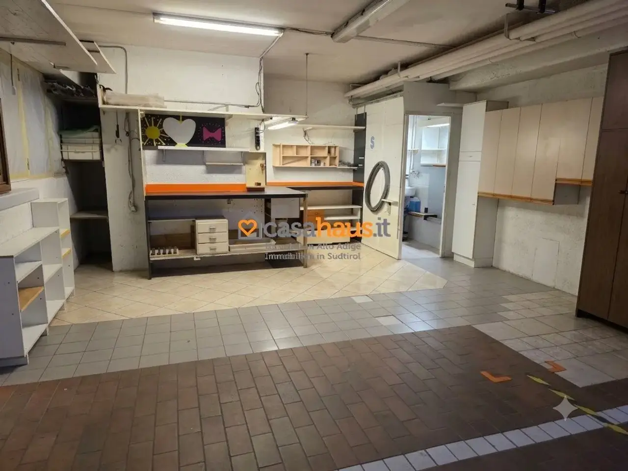 Magazzino in , Bolzano, {3} - Foto 1