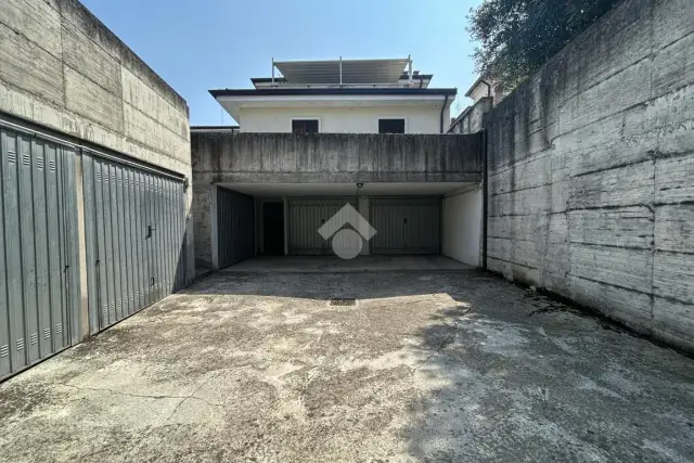 insertion image