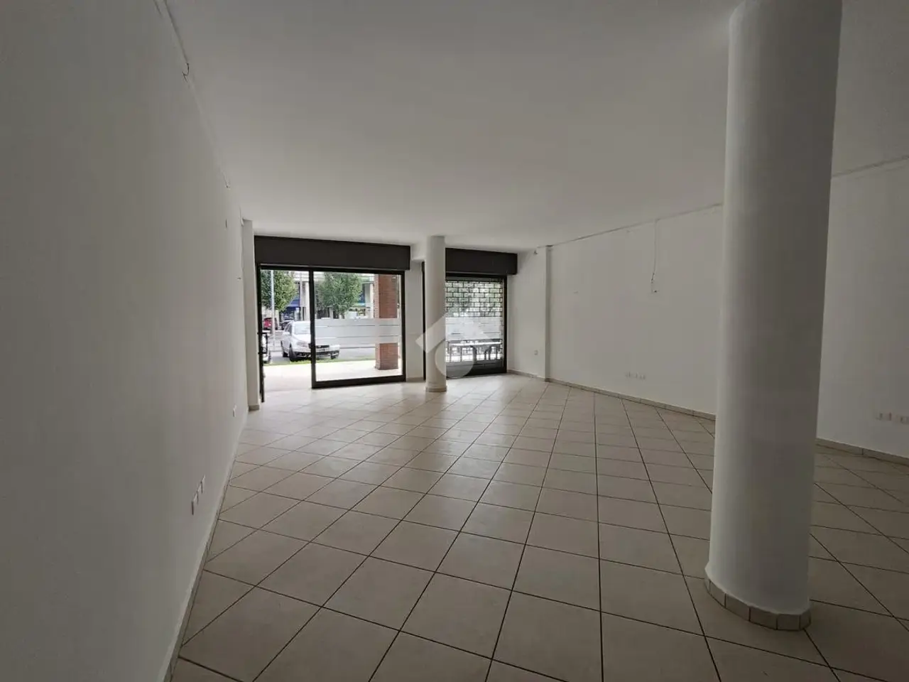 Negozio in Via della Repubblica 209, Sarezzo, {3} - Foto 1