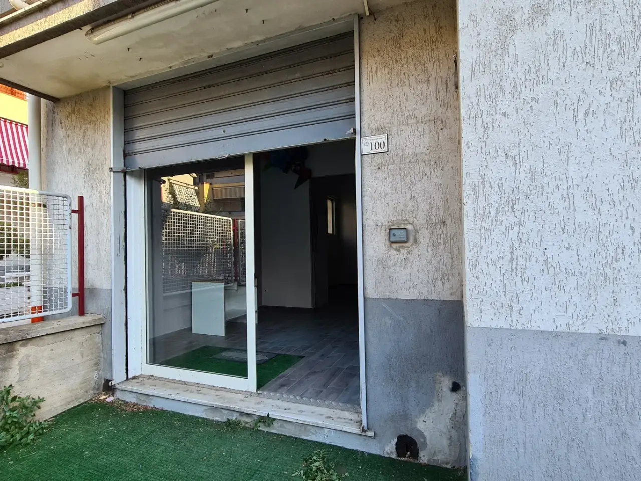 Negozio in Via Croce Malloni 100, Nocera Superiore, {3} - Foto 1