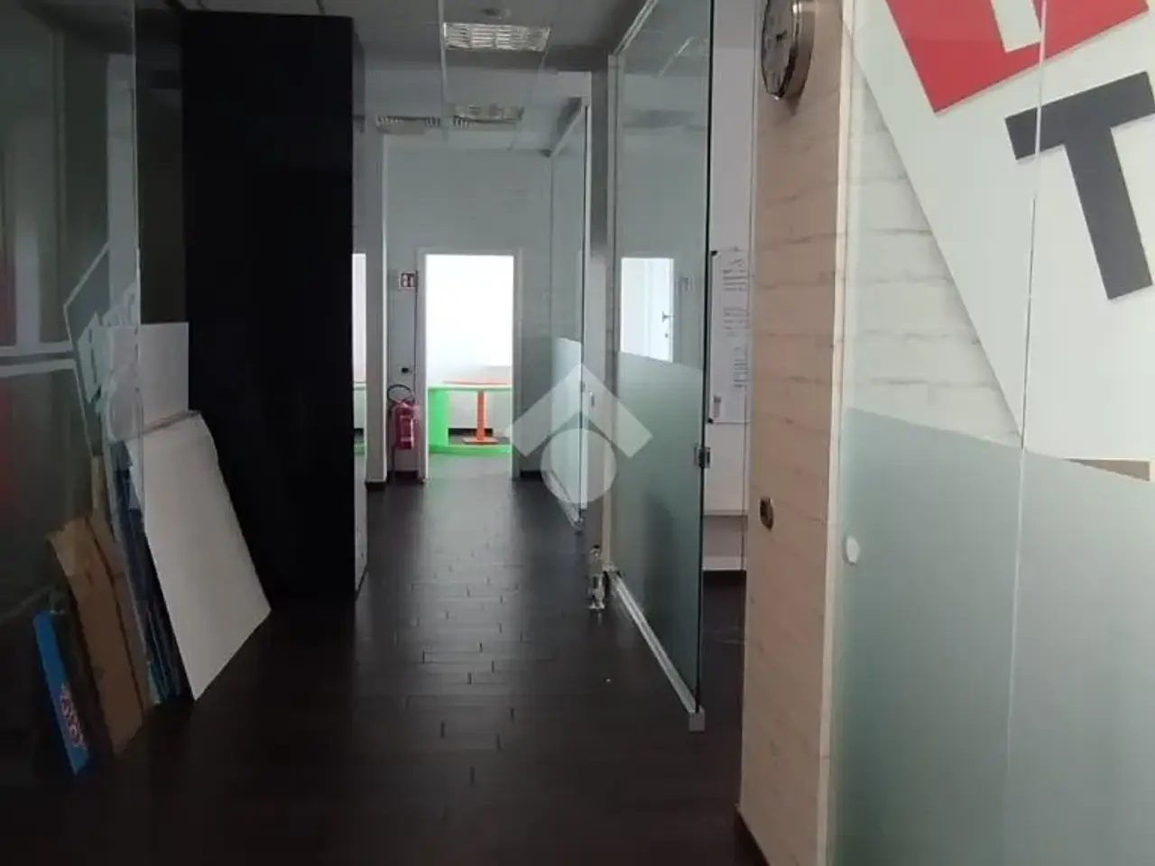 Ufficio in Via Europa 1430, Caronno Pertusella, {3} - Foto 1