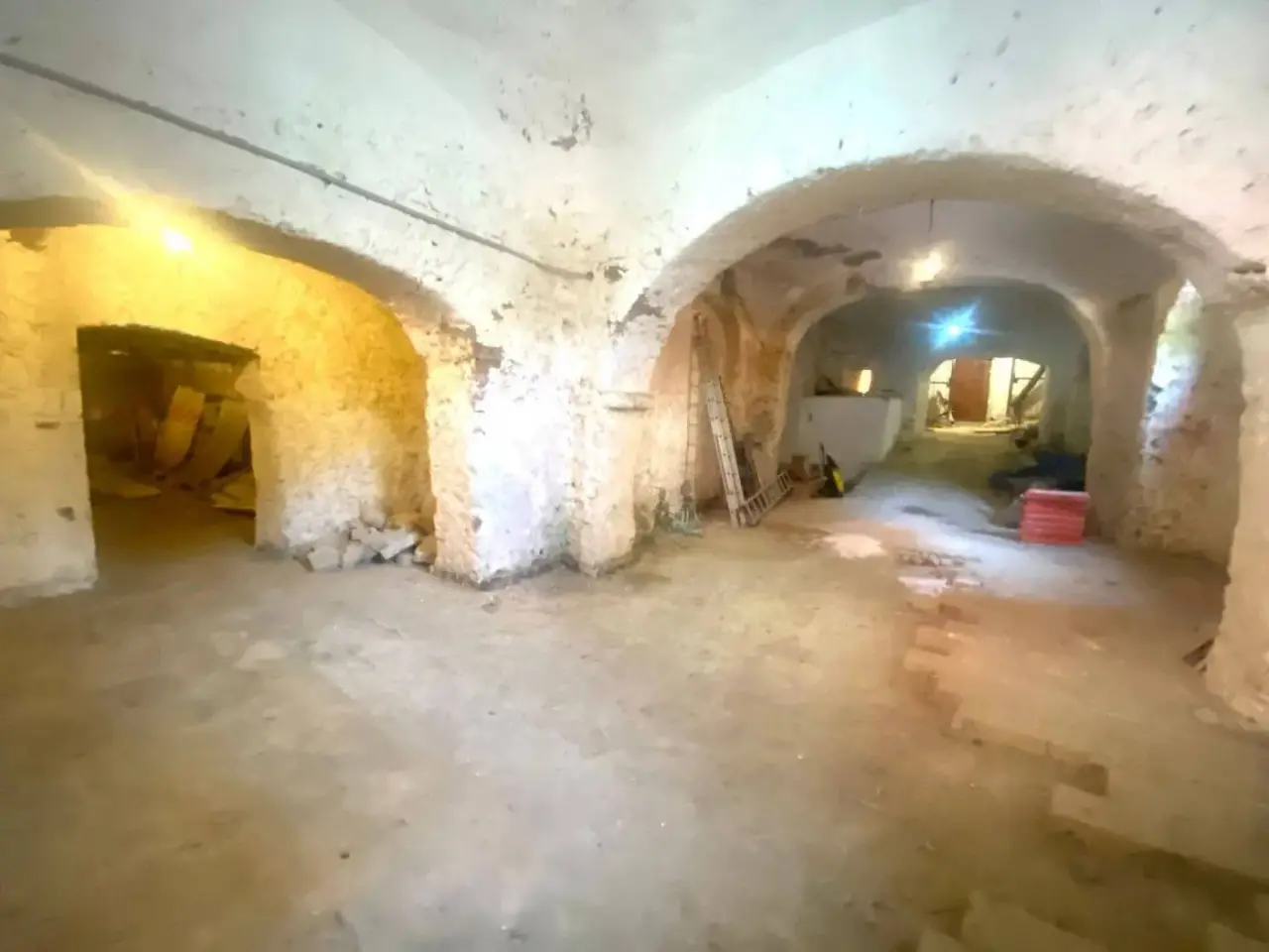 Magazzino in Via Nazareth Napoli, Napoli, {3} - Foto 1
